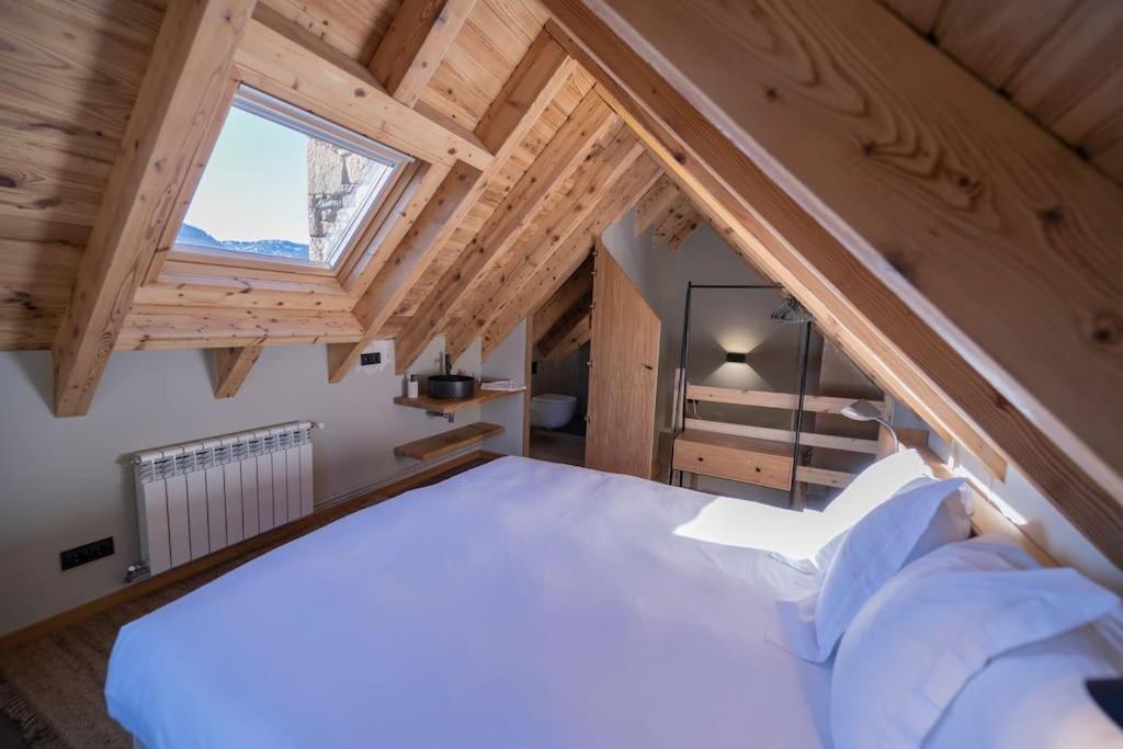 Wow Views Next To The Ski Lift! Baqueira Beret Exterior photo